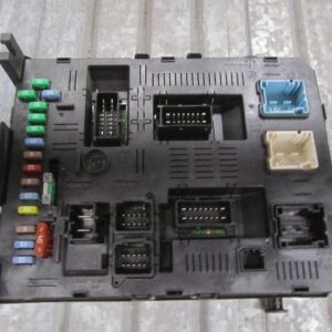 CAJA FUSIBLES PSA 9660105780