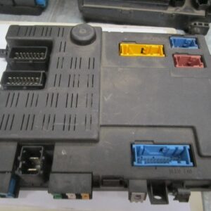 CAJA FUSIBLES PSA 9639087680