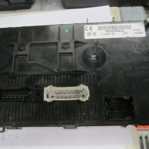CAJA FUSIBLES RENAULT 8200234045