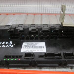 CAJA FUSIBLES MB 2035452401