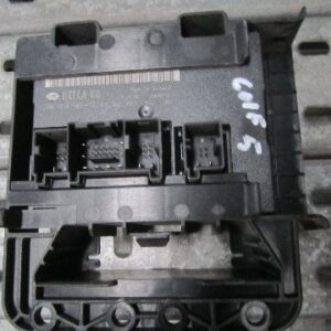 CAJA VOLKSWAGEN GOLF V 5DK00858312