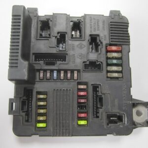CAJA FUSIBLES RENAULT 8200306031A