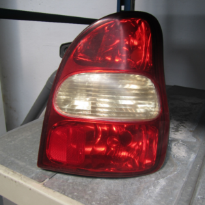 PILOTO TRASERO DERECHO KIA CARNIVAL