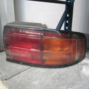 PILOTO TRASERO DERECHO TOYOTA CAMRY