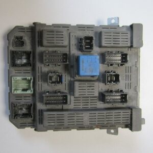 CAJA FUSIBLES PEUGEOT 607 HDI 16V