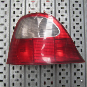 PILOTO TRASERO IZQUIERDO ROVER 200