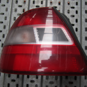 PILOTO TRASERO IZQUIERDO HONDA CIVIC 2000 5P