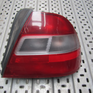 PILOTO TRASERO DERECHO HONDA CIVIC 2000 5P