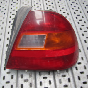 PILOTO TRASERO DERECHO HONDA CIVIC 97 5 PUERTAS